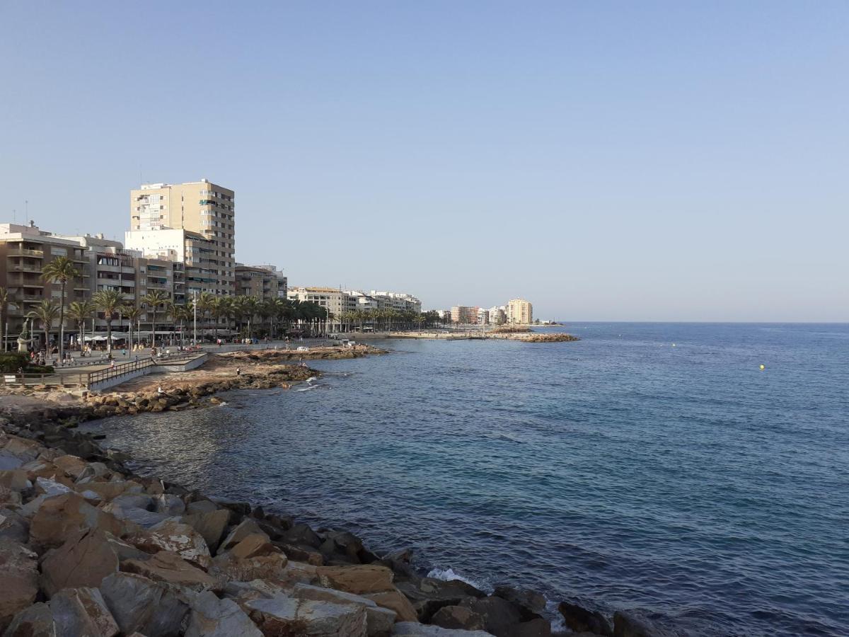 Apartment Los Locos Beach With Balcony And Wi-Fi Torrevieja Exterior foto